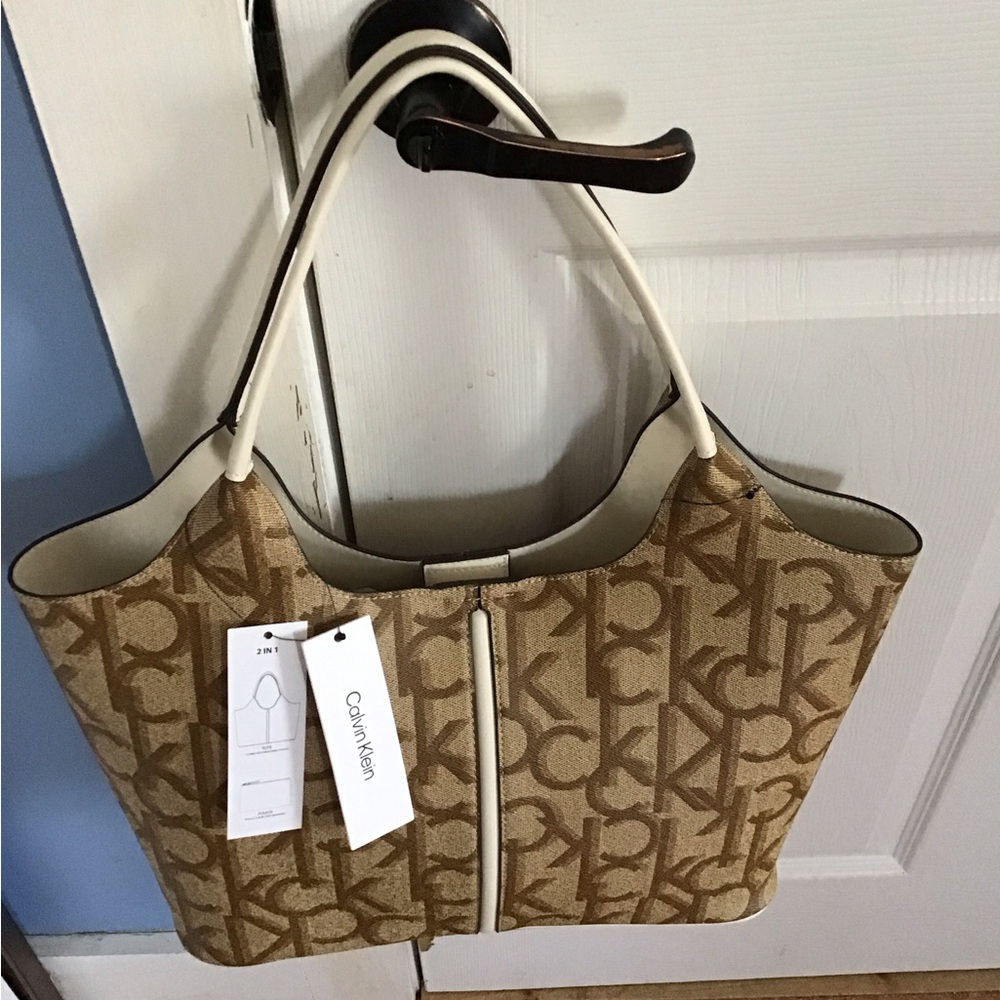 New MSRP $198 Calvin Klein Brown Monogram Tote With Purse